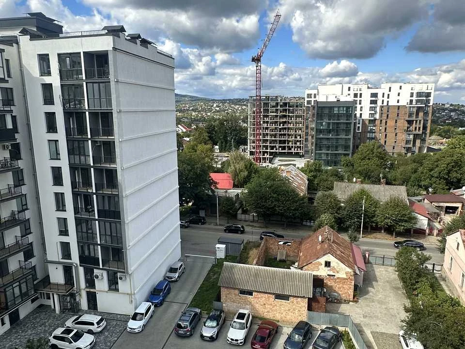 Квартира. Чернівці, Павла Каспрука вул.