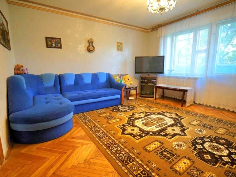 Квартира. Киев, улица Вадима Гетьмана