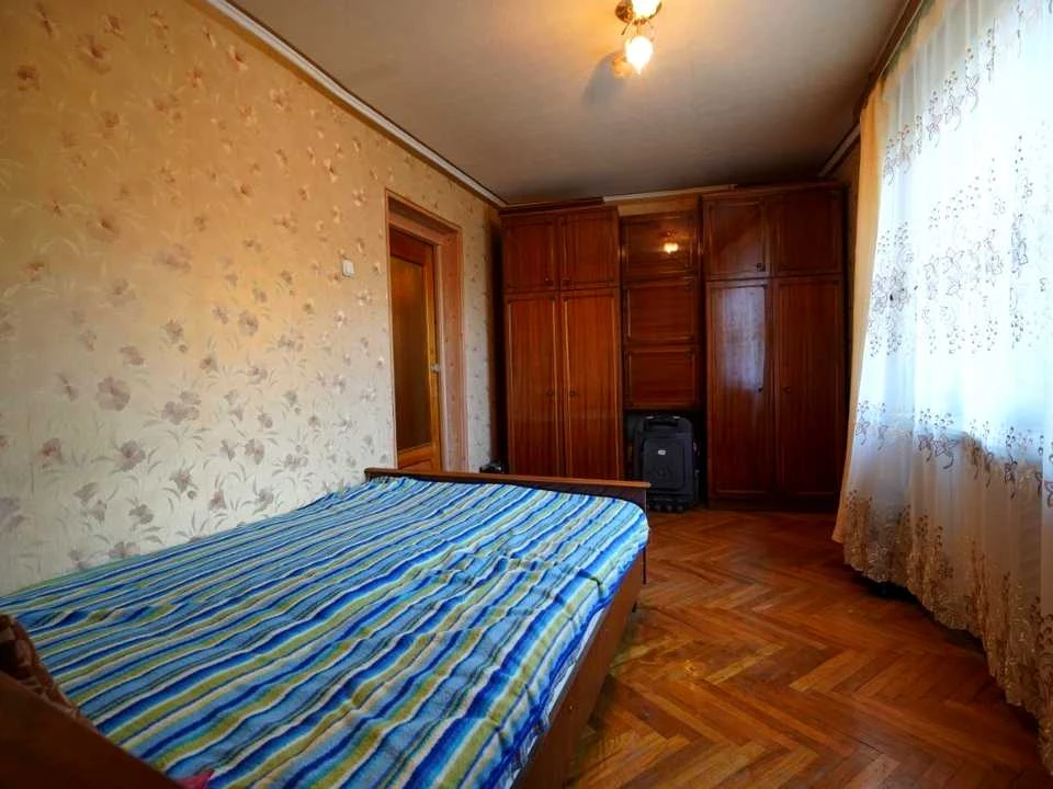 Квартира. Киев, улица Вадима Гетьмана