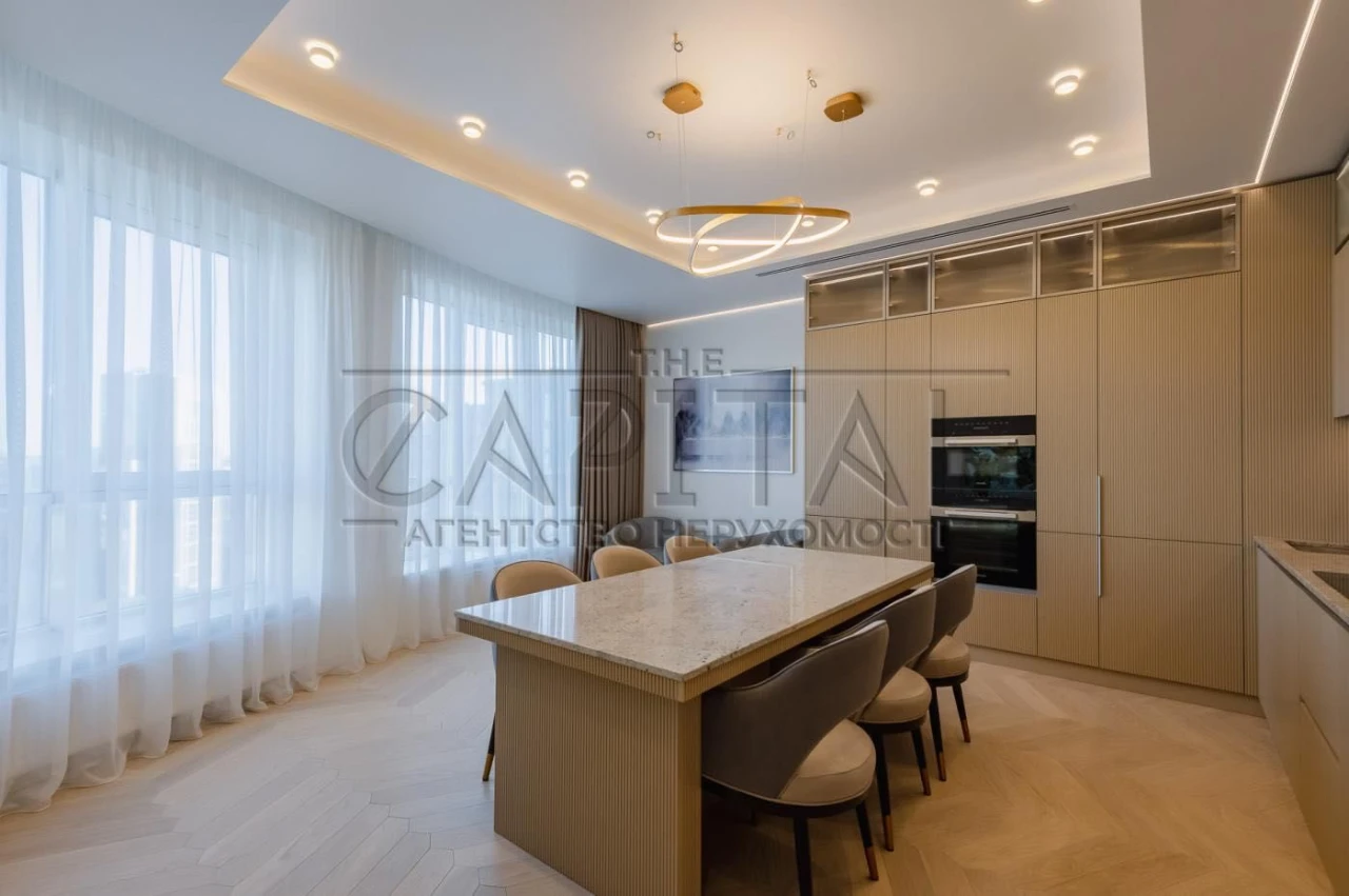 Продажа просторной квартиры на двух уровнях, 184 м2, ЖК "Володимирський" с парком