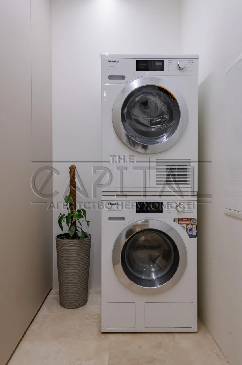 Продажа просторной квартиры на двух уровнях, 184 м2, ЖК "Володимирський" с парком