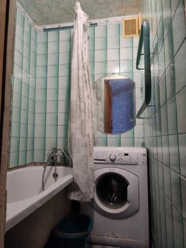 1 room apartment on KhTZ, Stanko-constructor