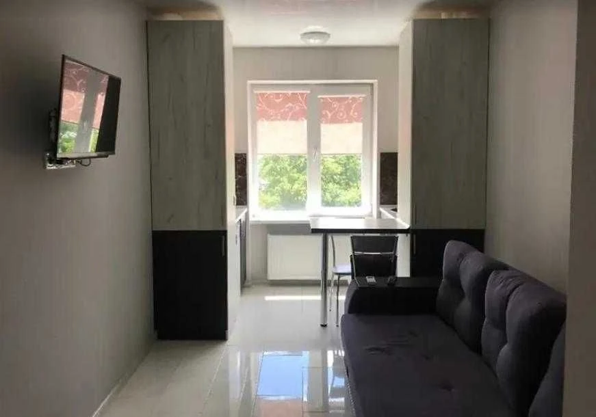 For Sale: Small Hotel in the Industrial District