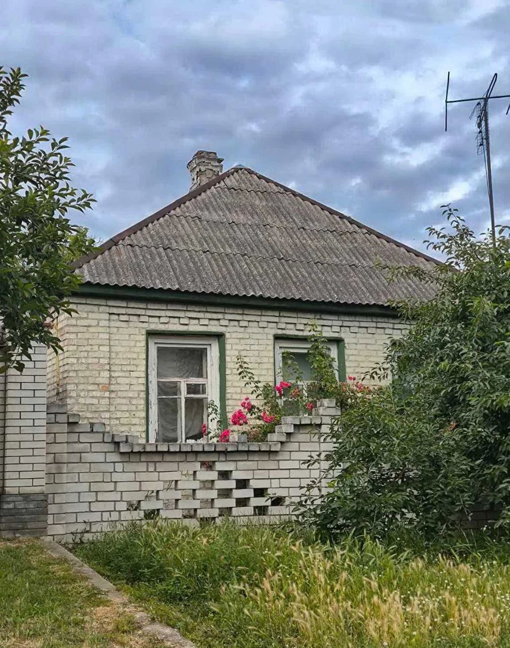 Продаж  будинку і земельної ділянки в районі *к-тр МИР*