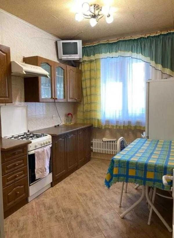 Продается 2 ком кв 5/9 ул Валентиновская.