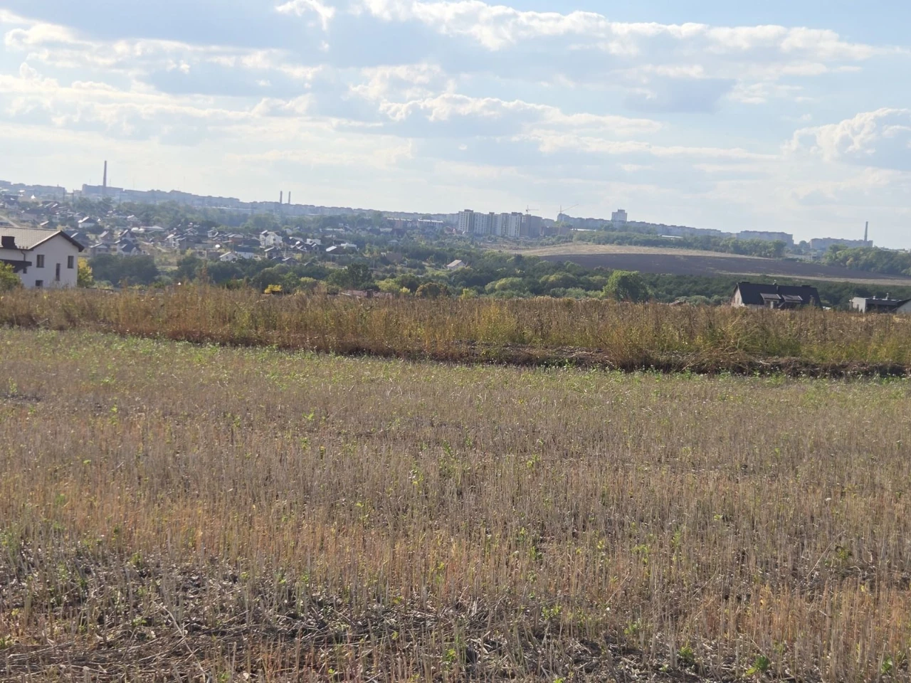 Продаж ділянки 22 сотих під житлову забудову у Байківцях