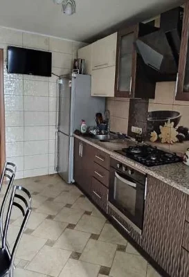 1-кімнатна квартира у цегляній новобудові | Поділ
