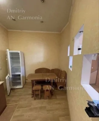 Center 1-bedroom Apartment with Autonomous Heating $40,000