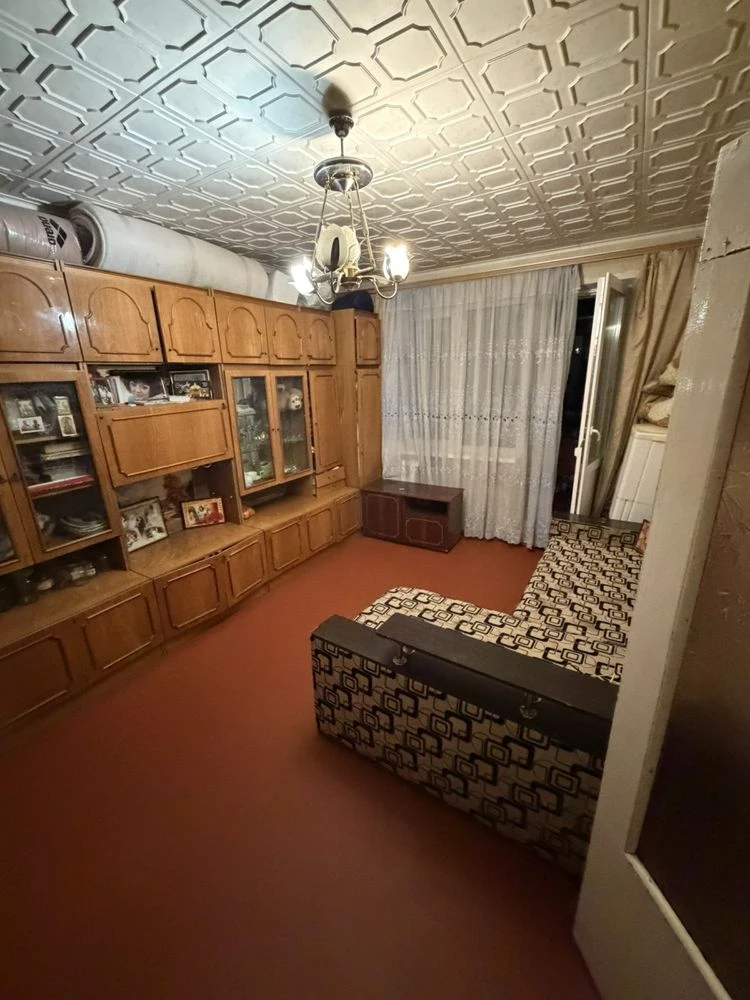 For Sale: 2-Bedroom Apartment in Chernivtsi
