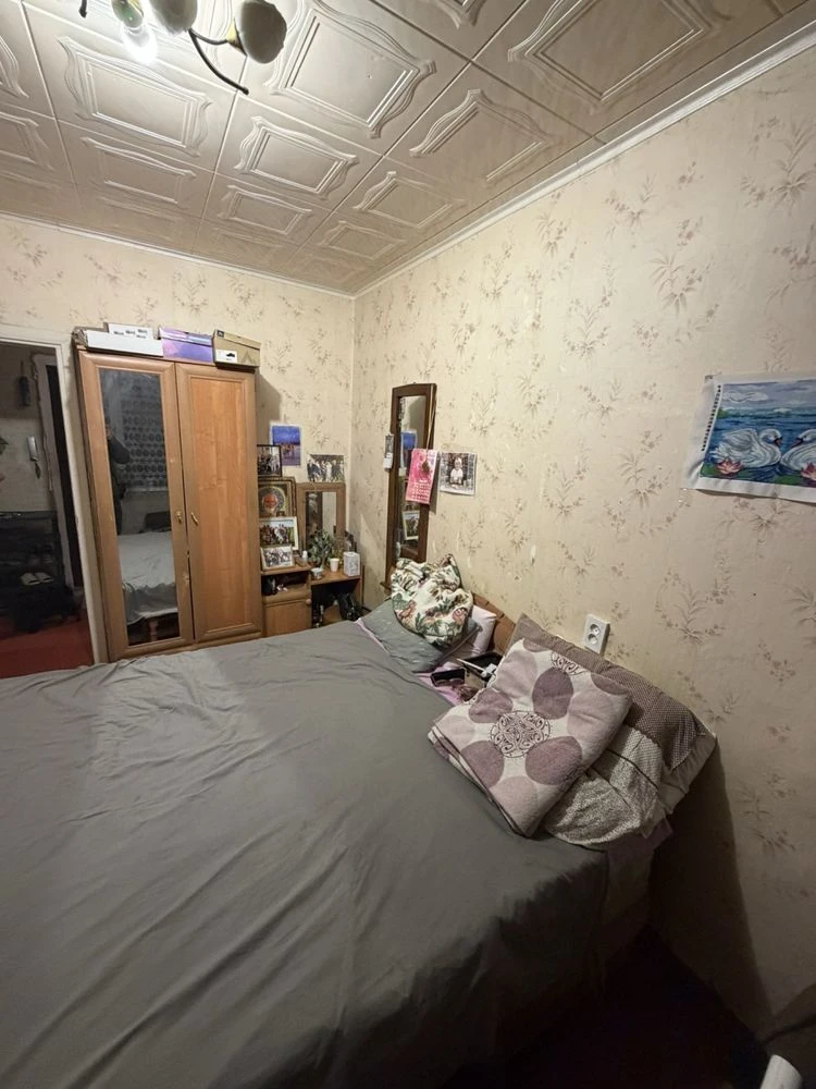 For Sale: 2-Bedroom Apartment in Chernivtsi