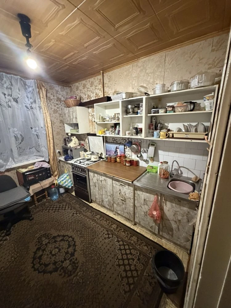 For Sale: 2-Bedroom Apartment in Chernivtsi