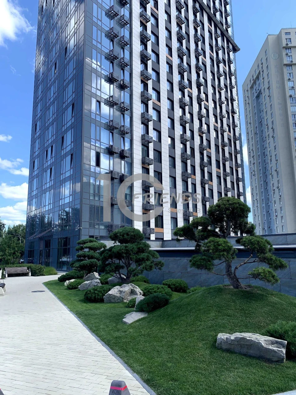 Квартира у двір в ЖК Метрополіс 44,27м2