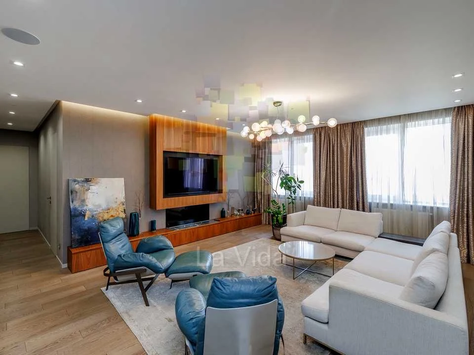 Apartment. Саксаганського St.