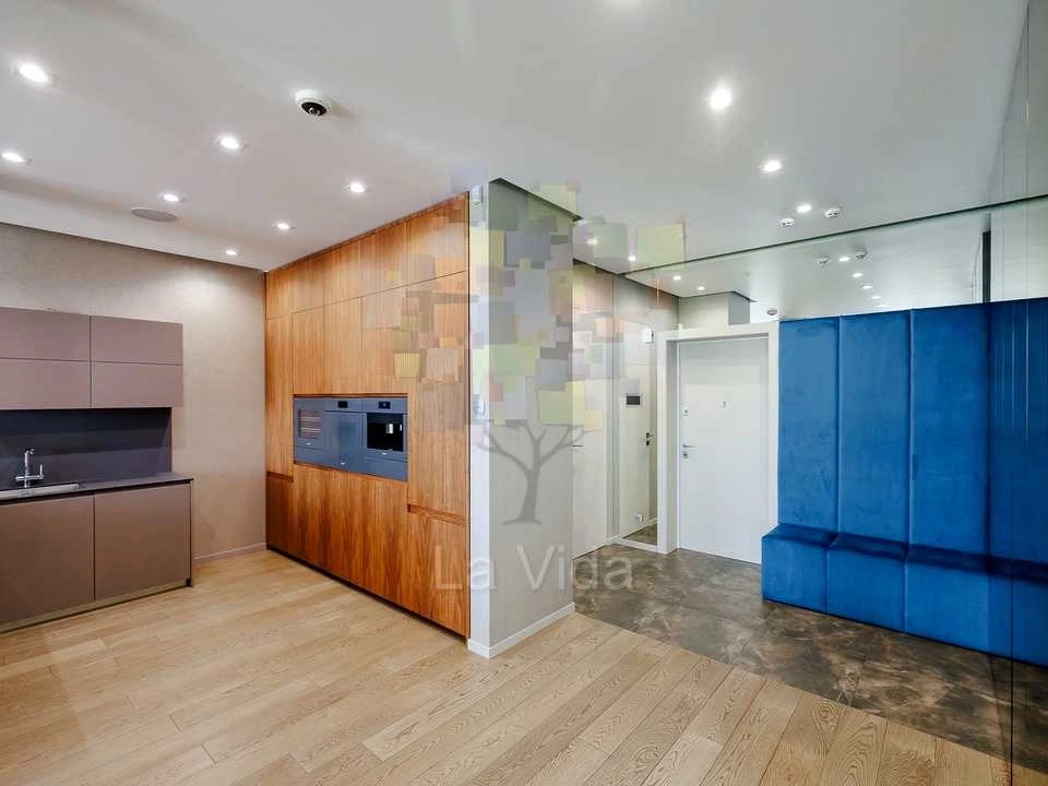 Apartment. Саксаганського St.