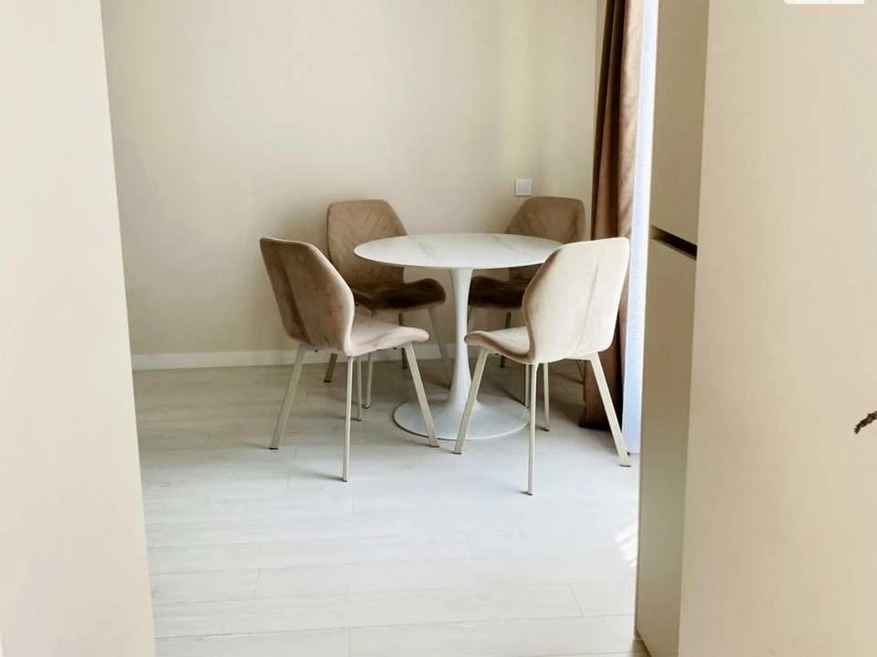 Apartment. Ivano-Frankivsk, Priorezna st.