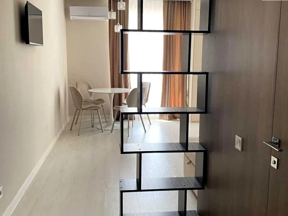 Apartment. Ivano-Frankivsk, Priorezna st.