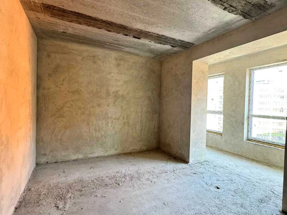 Apartment. Ivano-Frankivsk, Priorezna st.