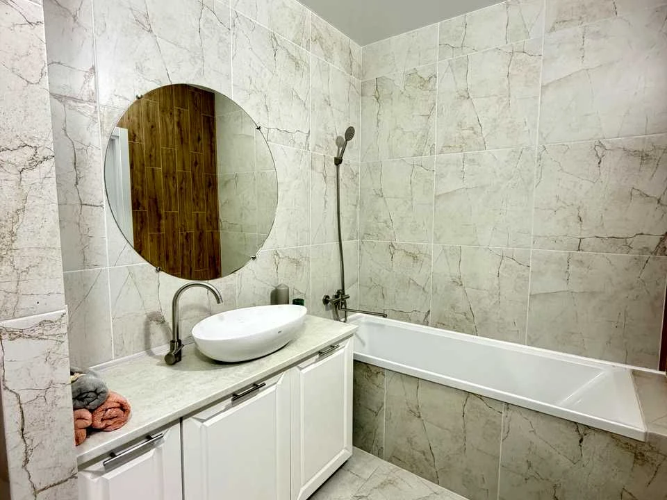 Apartment. Lisonyrynyvec Street, Hmelnіchnіk