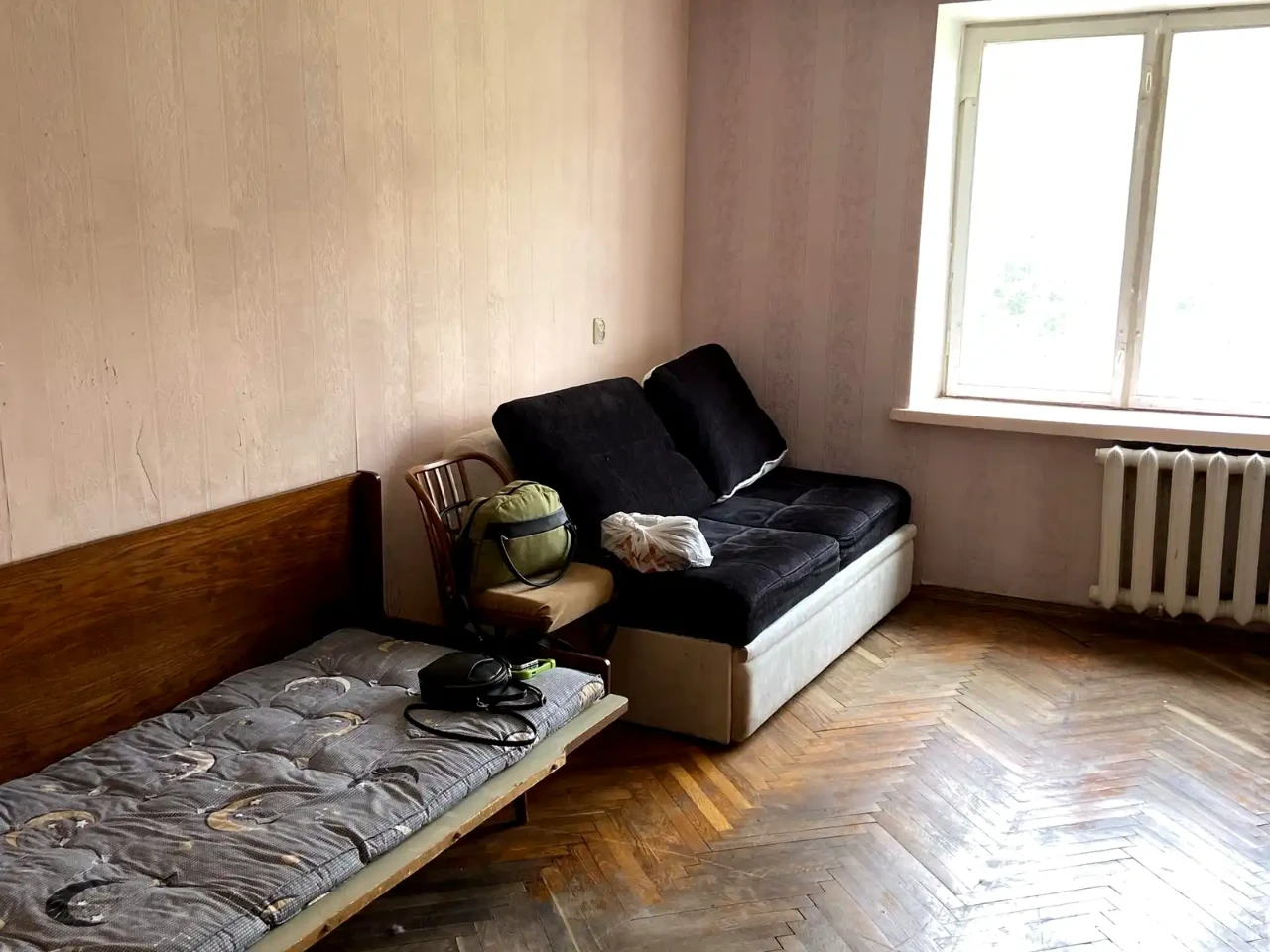 Оренда квартири 2-кімн. 62.2 м² 2/5 пов.