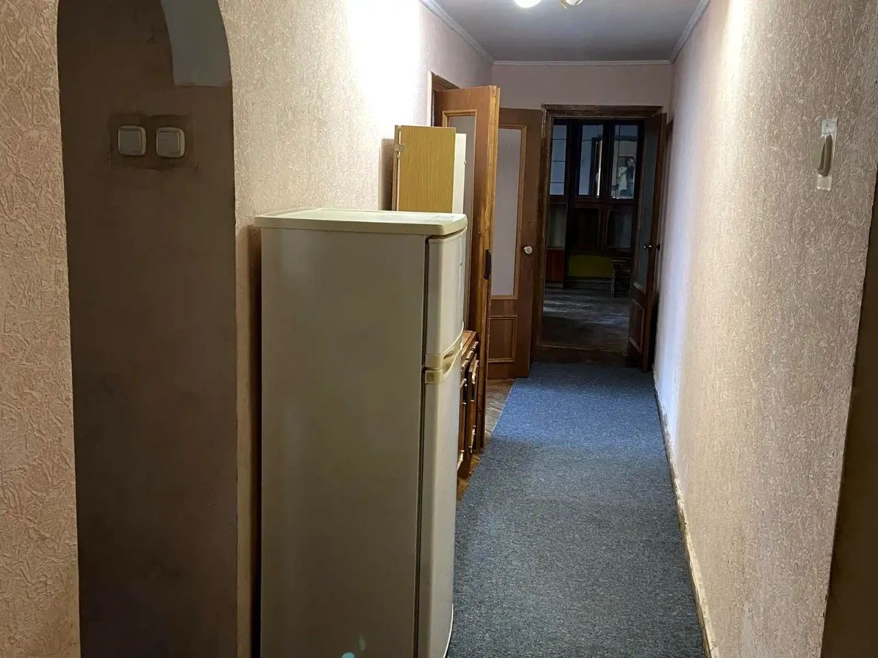 Оренда квартири 2-кімн. 62.2 м² 2/5 пов.