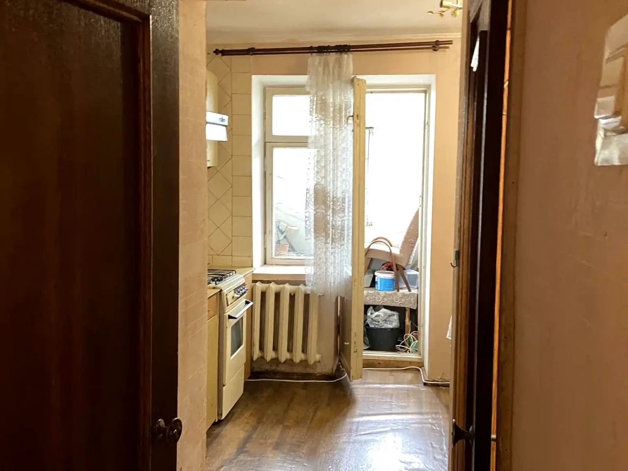 Оренда квартири 2-кімн. 62.2 м² 2/5 пов.