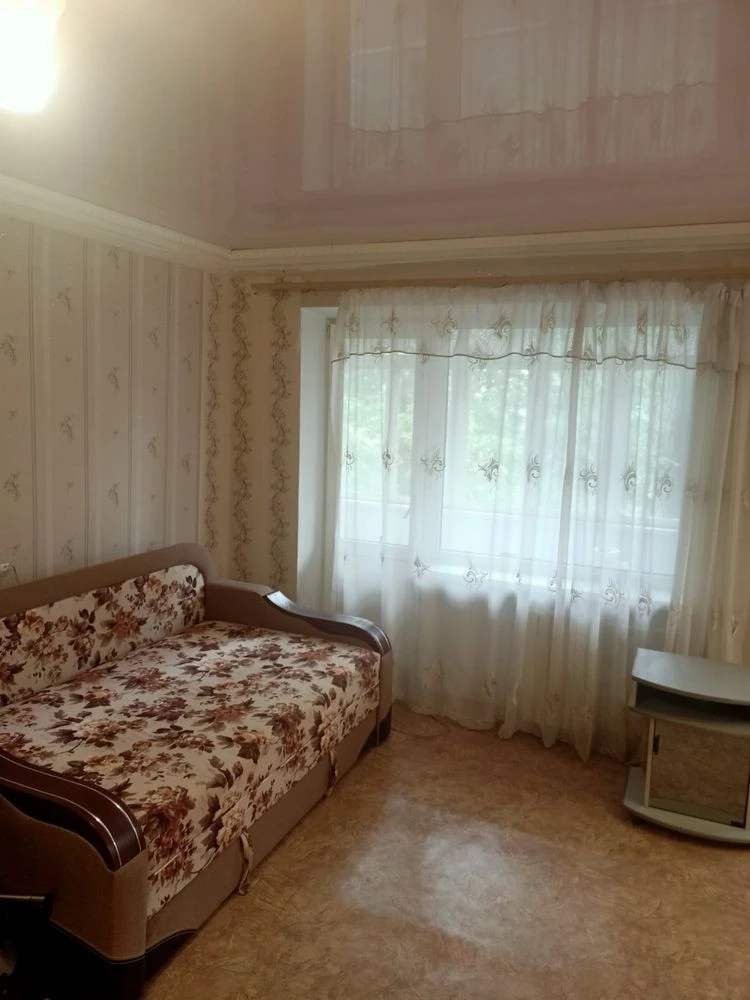 Продаю 1 к квартиру в хорошем состоянии , пр. Богоявленский