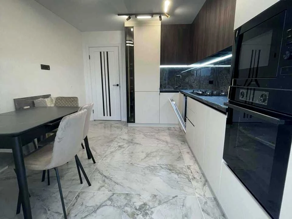 Apartment. Ternopil, Tekstilna St.