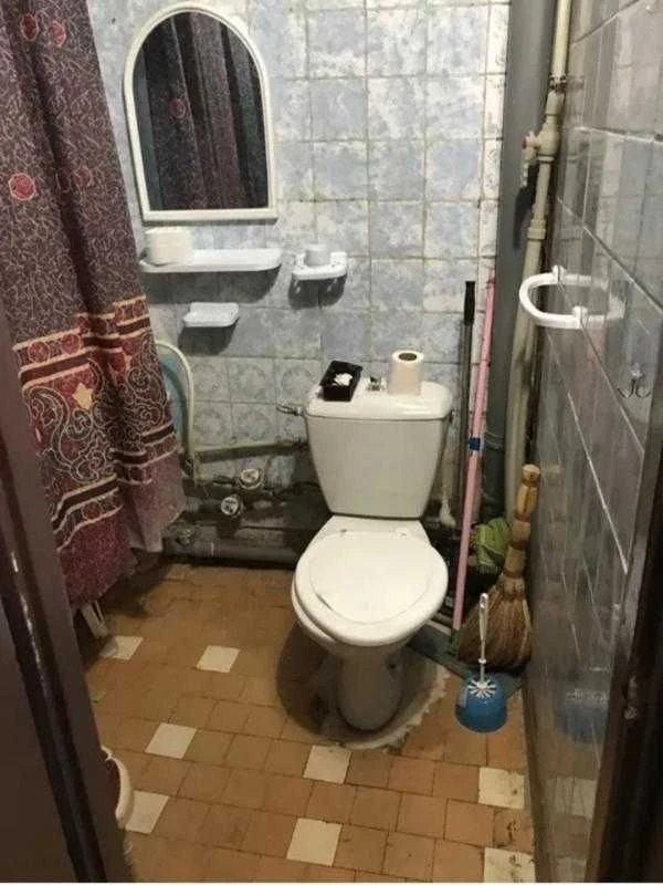 2-bedroom apartment for sale near the metro on Pavlov Pole