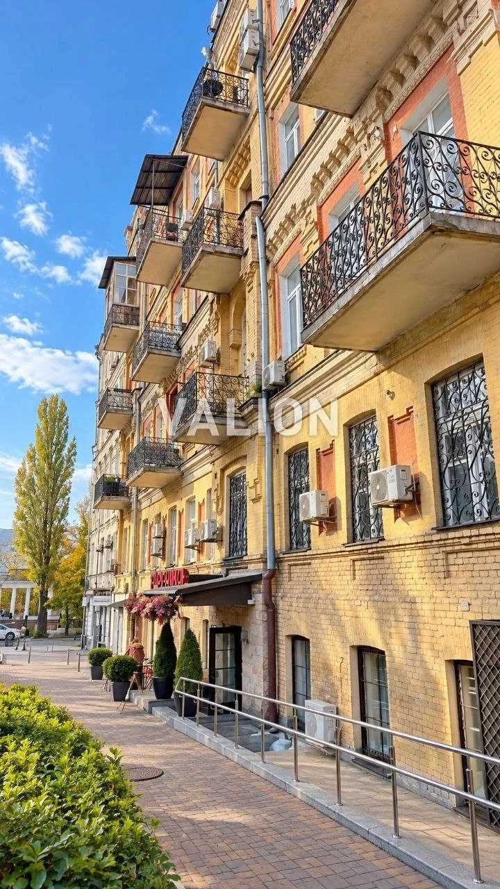 Продаж 1кімнатної квартири по вул. Пирогова, 4/26 Шевченківс