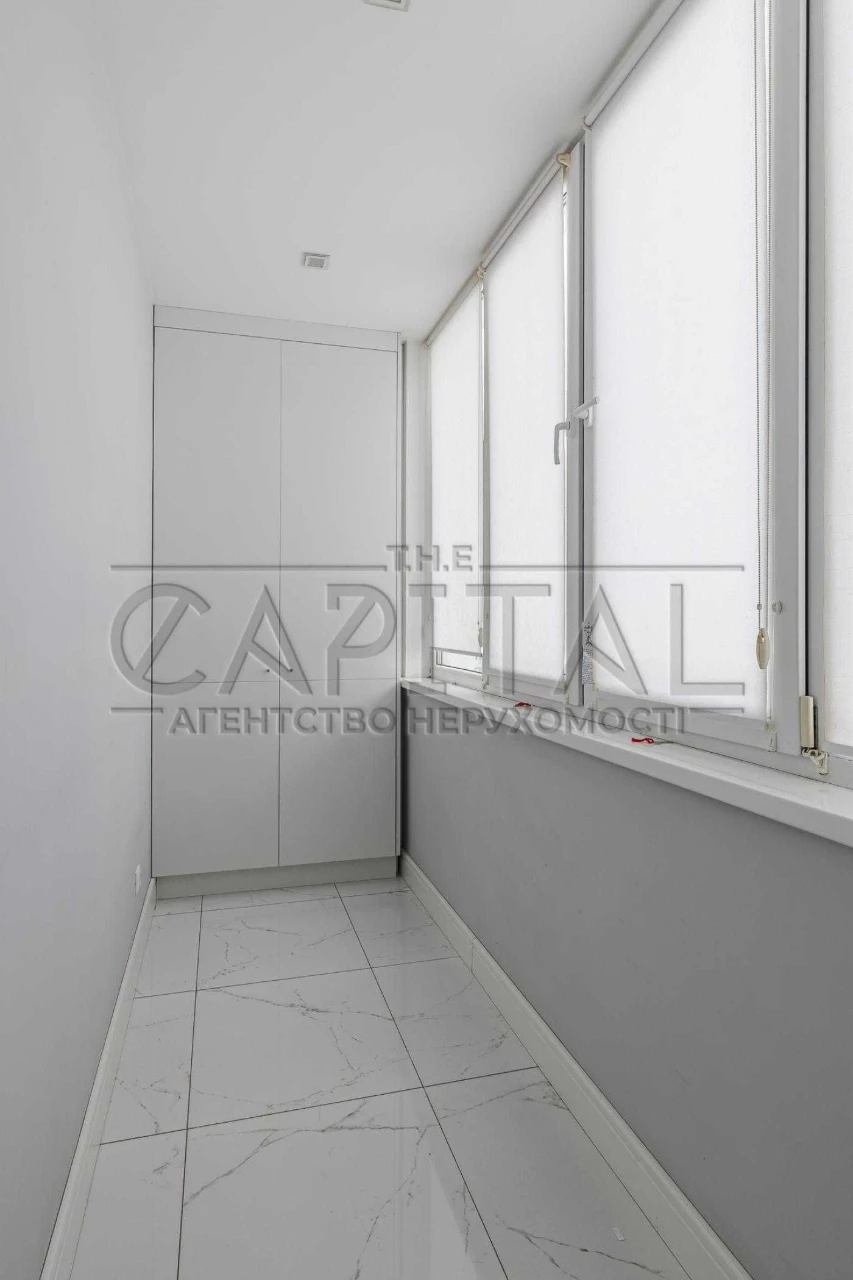 Sale / Apartment / Ul. Yuri Illenko, Center