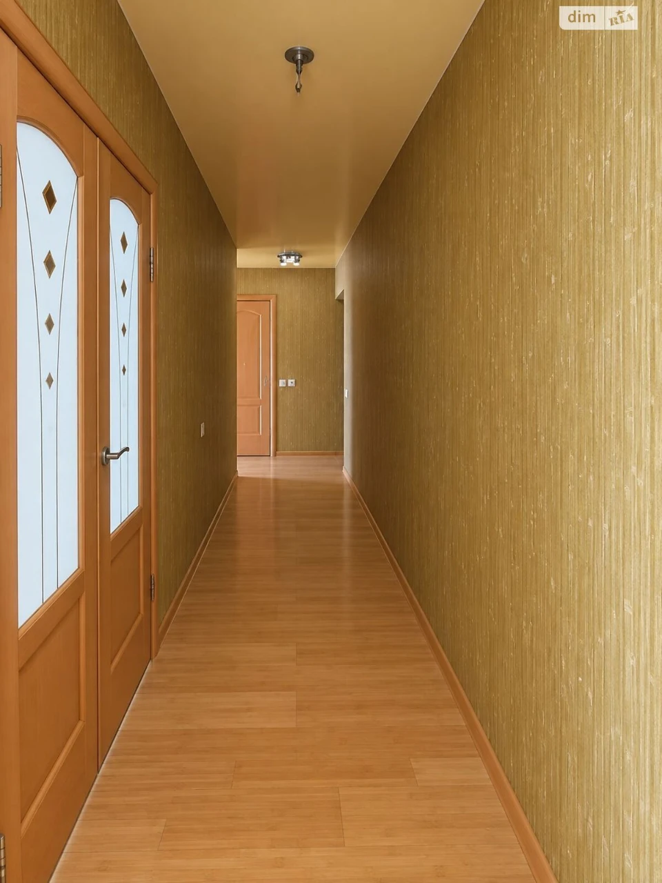 Apartment for Sale: Vyshorodskyi Massiv