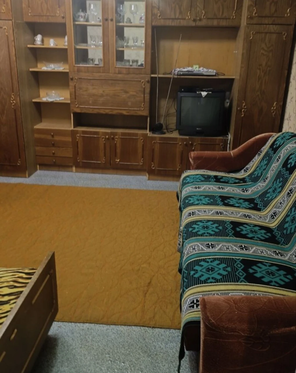 Sale of a 1-bedroom apartment on the 3rd floor, brick building