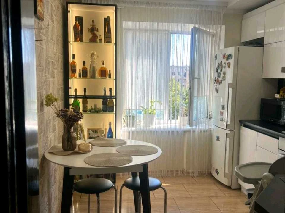 Квартира. Вінниця, Олександра Довженка вул.