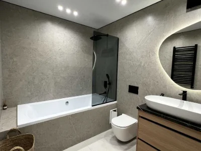 Apartment. Ivano-Frankivsk, Vysochna St.