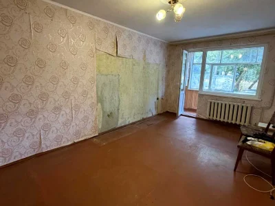 Apartment. Chernihiv, Peremohy Avenue