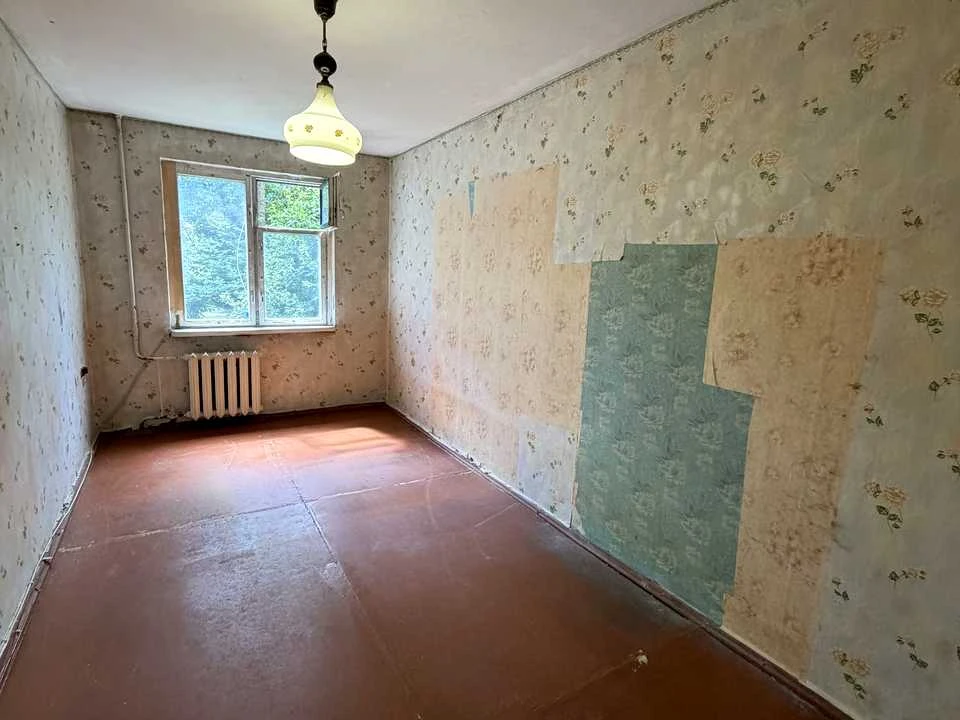 Apartment. Chernihiv, Peremohy Avenue