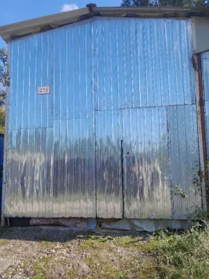 Продается просторный и высокий гараж, под СТО, мастерскую, Кущівка!!