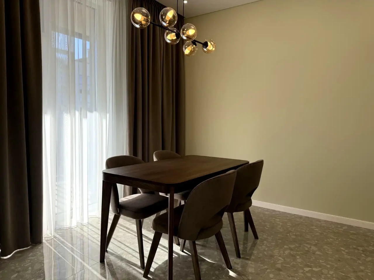 Rent of a 2-room apartment 72 m², floor 13/19