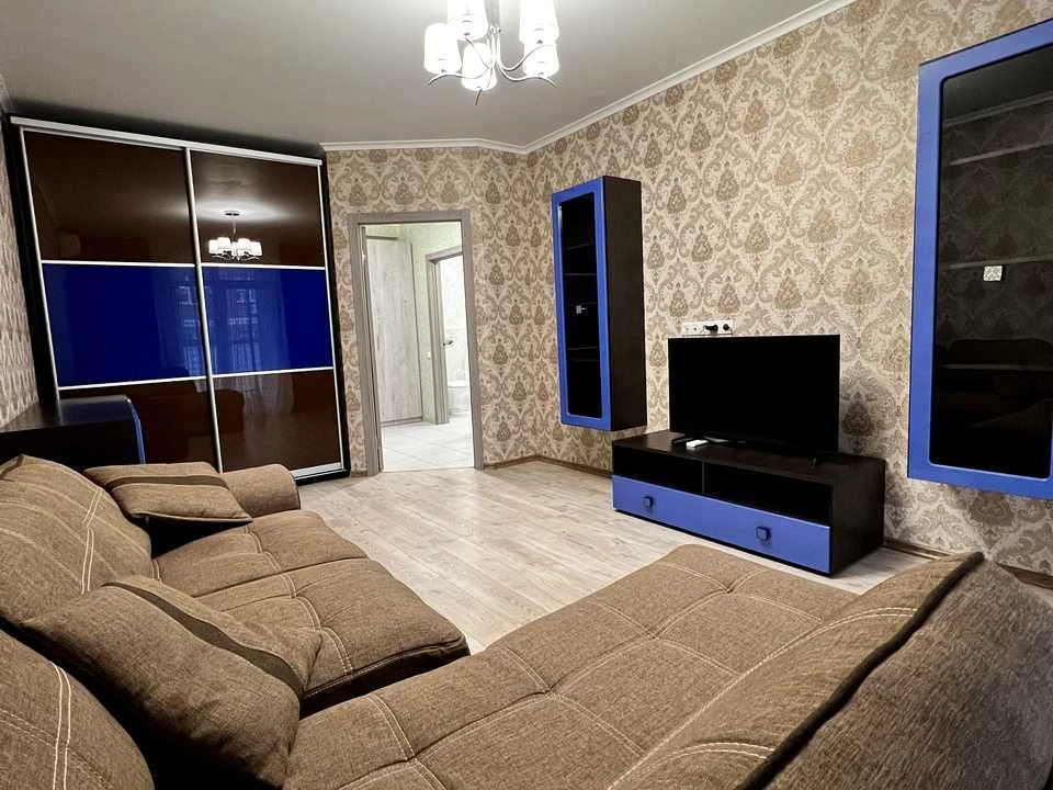 Apartment. Dnipro, Kobsarya Blvd.