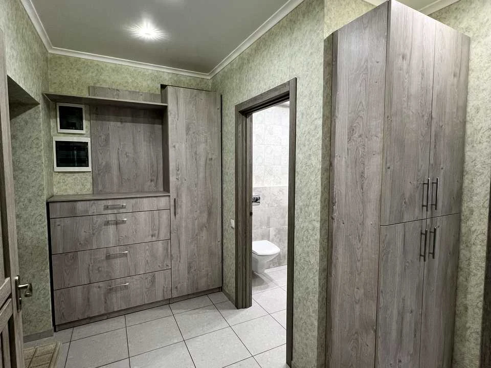 Apartment. Dnipro, Kobsarya Blvd.