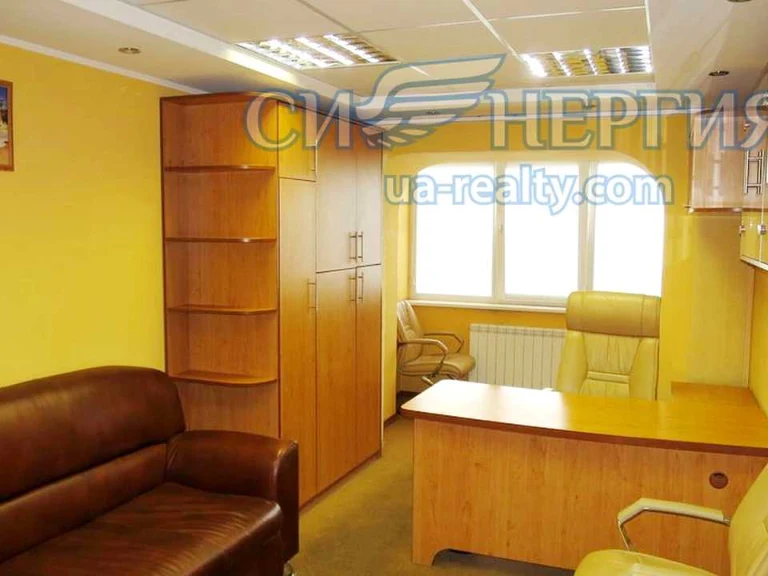 Apartment. Kyiv, Beryestejski Prospect