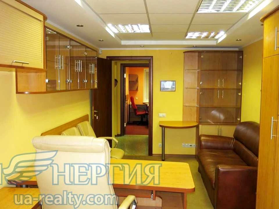 Apartment. Kyiv, Beryestejski Prospect