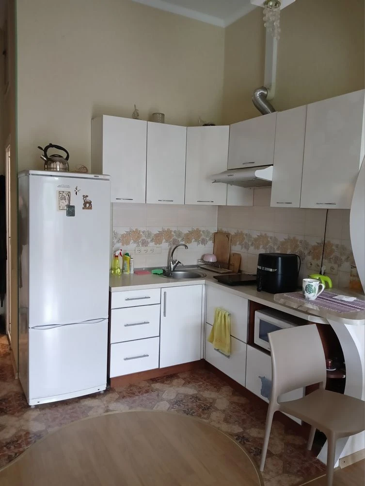 Продам 1 комнатную квартиру в центре, Коблевская, 29. Новый