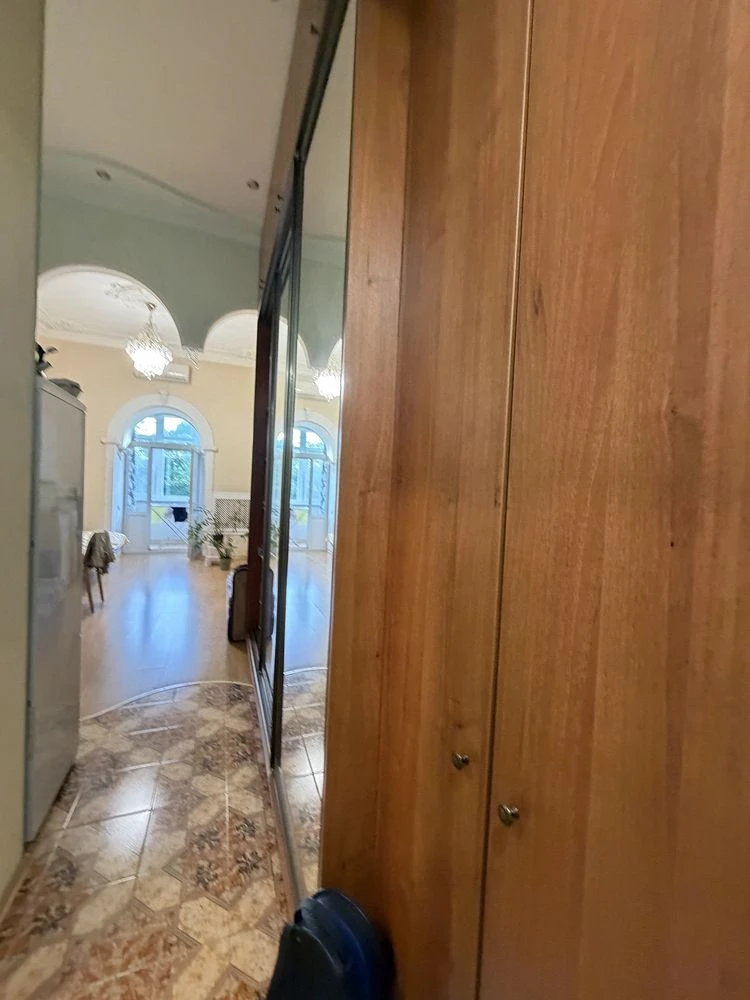 Продам 1 комнатную квартиру в центре, Коблевская, 29. Новый