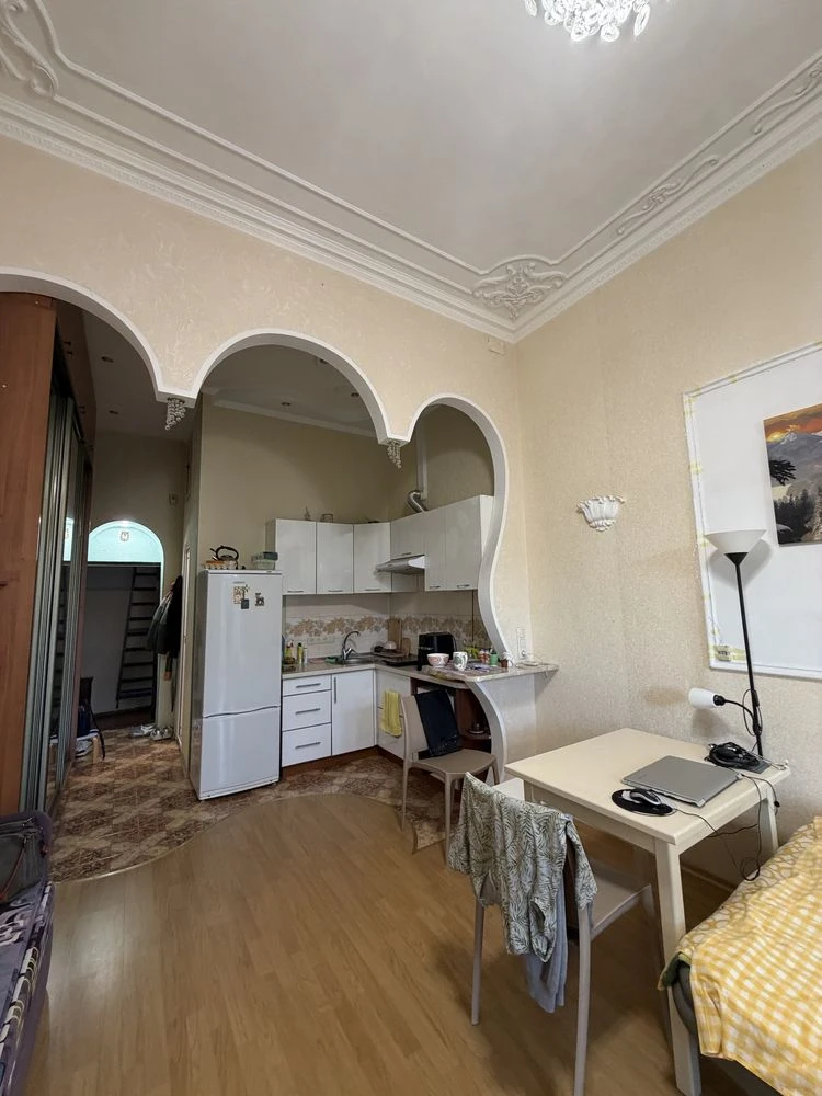Продам 1 комнатную квартиру в центре, Коблевская, 29. Новый