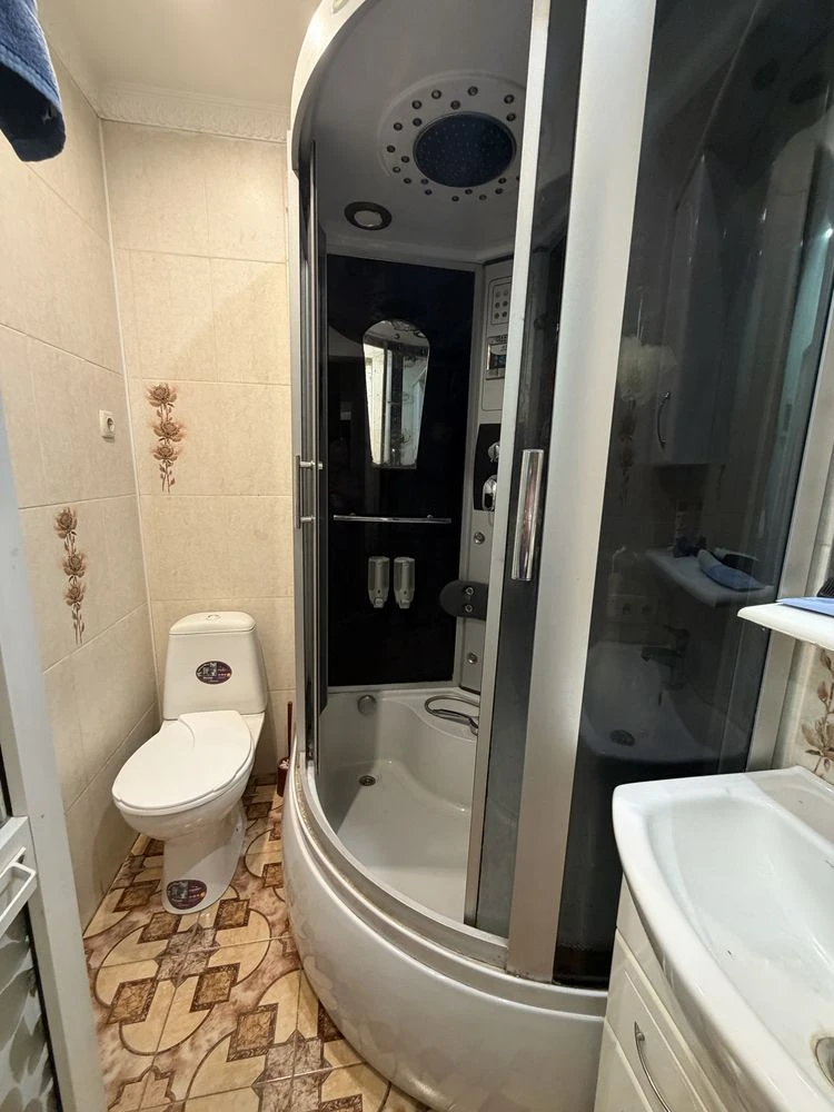 Продам 1 комнатную квартиру в центре, Коблевская, 29. Новый