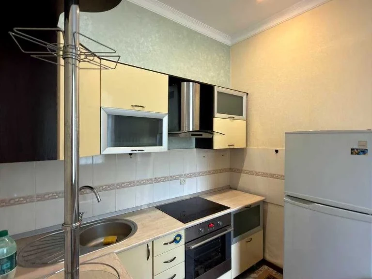 Apartment. 1-st Sorting Street, Odessa