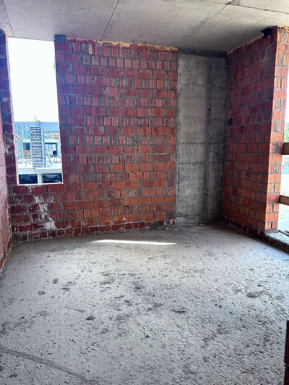 Продаж квартир-студій ЖК  44Avenue