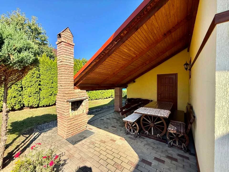House. Chernivtsi, Oleksy Romantsia