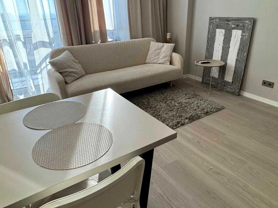 Apartment. Lviv, Pod Holoskom st.